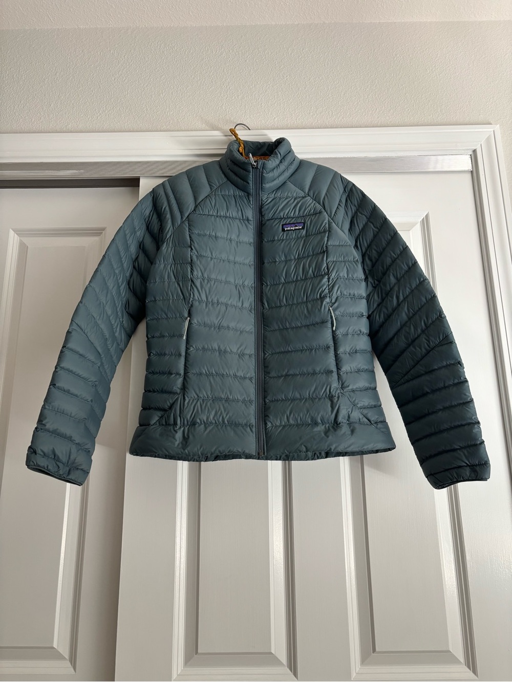 Patagonia - Women’s Down Sweater Jacket